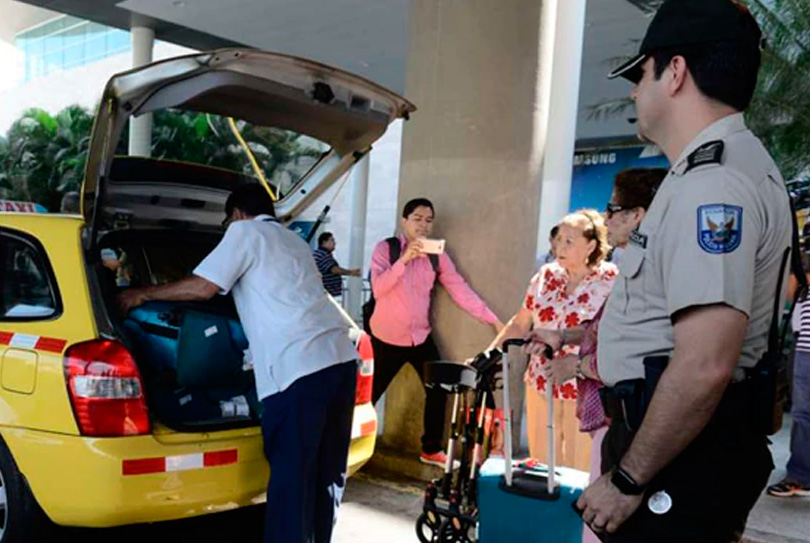 ¿Cómo solicitar seguridad policial si llega a Guayaquil por el aeropuerto José Joaquín de Olmedo?