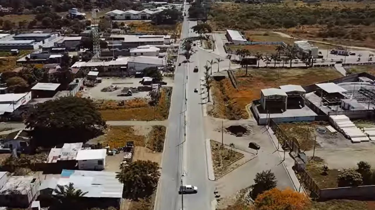 Las obras en la vía a la costa avanzan junto a su comunidad
