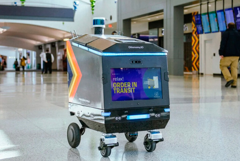 Ottonomy, el robot de entrega de paquetería que ya es esencial en la pandemia